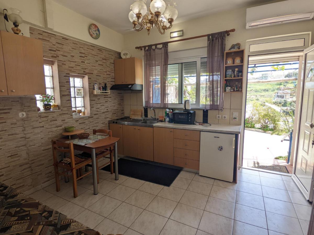 Modern 1-Bedroom With Bbq & Roof Garden Near Beach Stalós Exterior foto